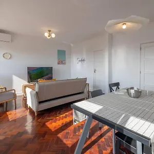 Casa Do Largo-vista Sobre Apartment Lisbon
